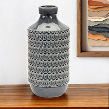 Load image into Gallery viewer, Geometric Cylinder Table Vase - Gray
