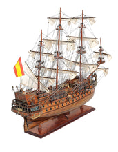 Load image into Gallery viewer, Sailboat Model With Chrome Fittings - Brass
