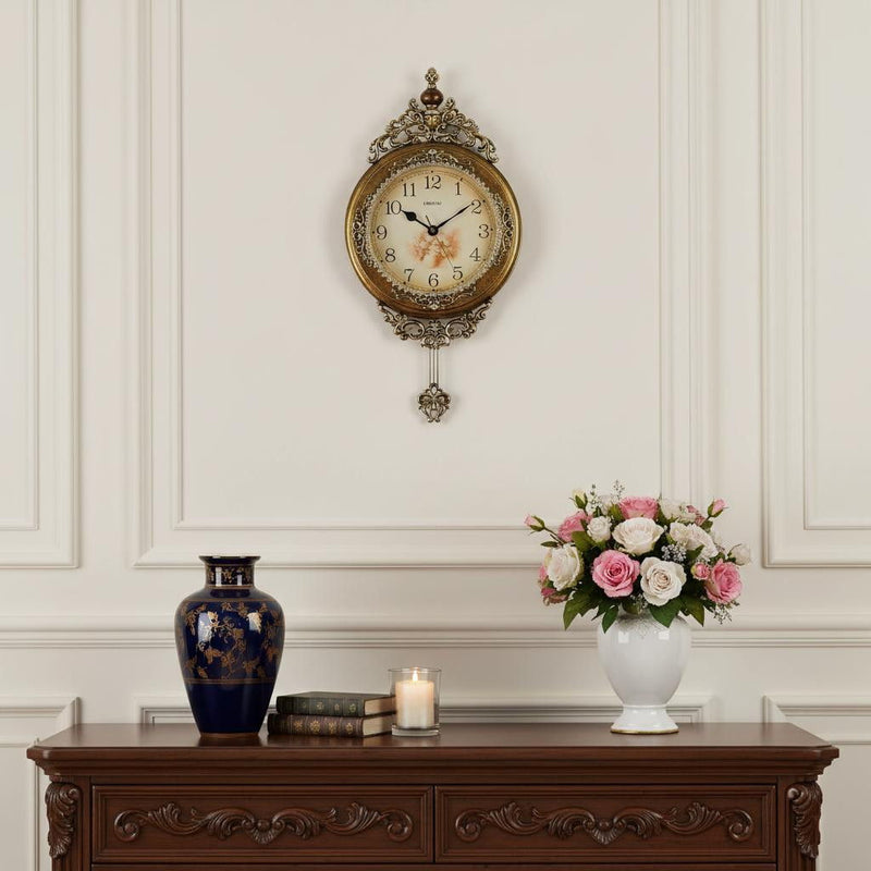 Silent Pendulum Ornate Round Wall Clock (626382) - Gold / Silver