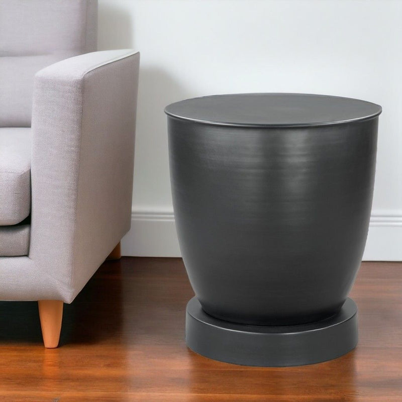 20" Iron Round Pedestal End Table - Black