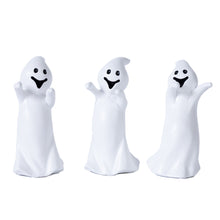 Load image into Gallery viewer, Poly Halloween Ghost Figurines (Set of 3) - White
