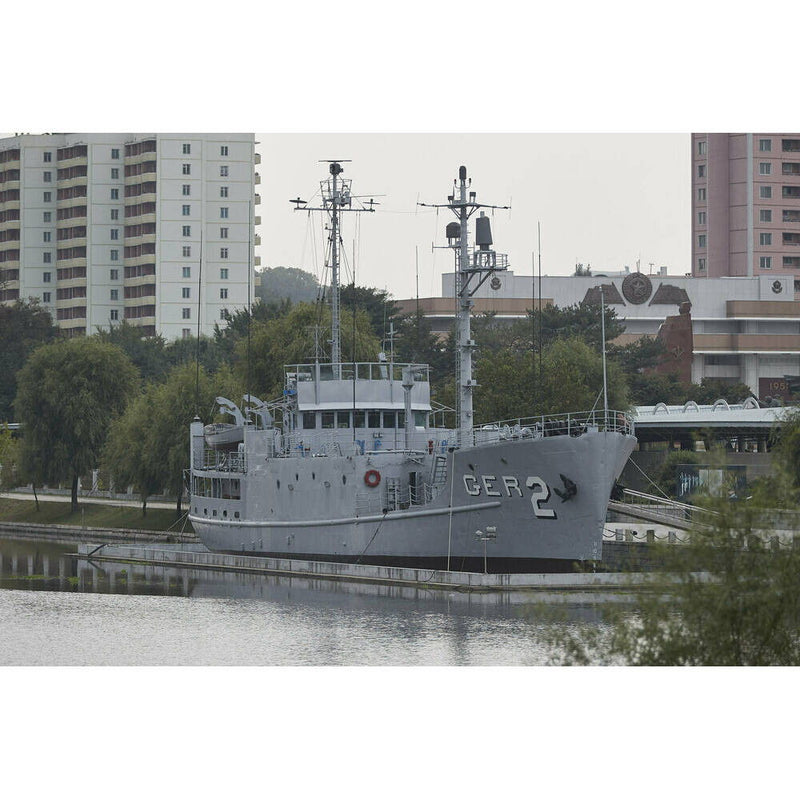 Hand Painted Model Boat (624259) - Dark Gray
