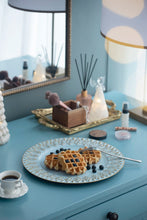 Load image into Gallery viewer, Elegant Plastic Charger Plate (Set of 8)

