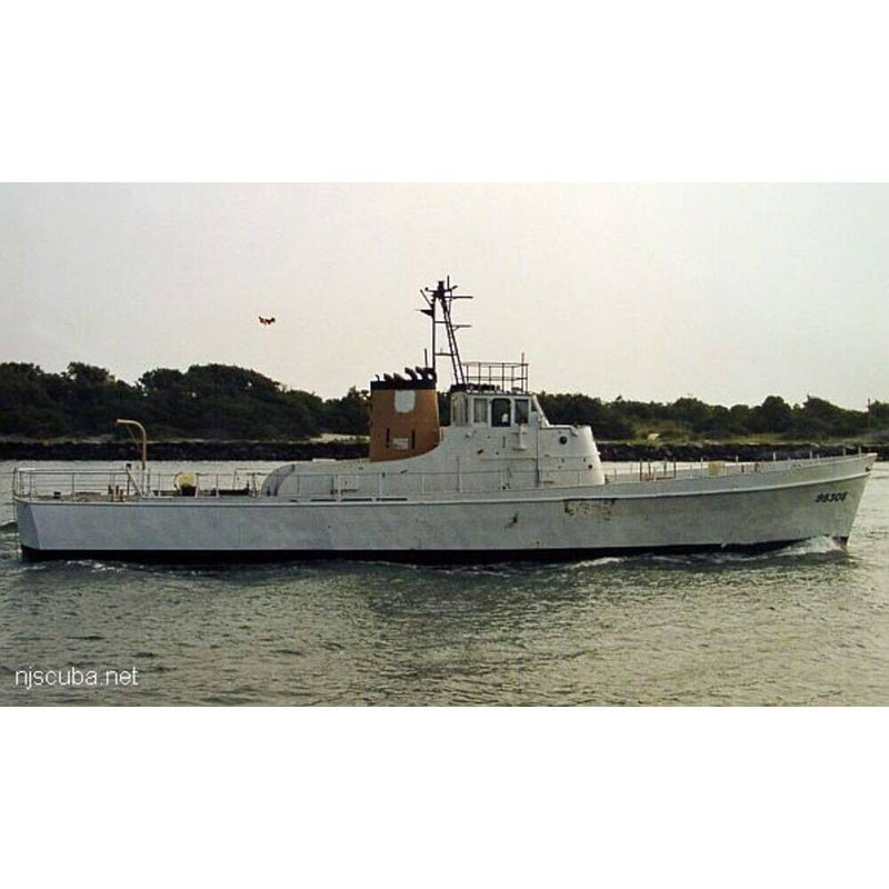 Hand Painted Model Boat (624452) - White