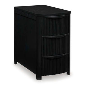 Camdill - Chair Side End Table