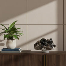 Load image into Gallery viewer, Glass Crystal - Black
