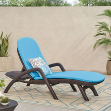 Load image into Gallery viewer, Mikael - Chaise Lounge With Cushion

