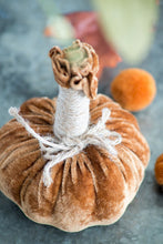 Load image into Gallery viewer, Pumpkin Ornament For Holiday Harvest Festival Fall Festival &amp; Thanksgiving (Set of 6)
