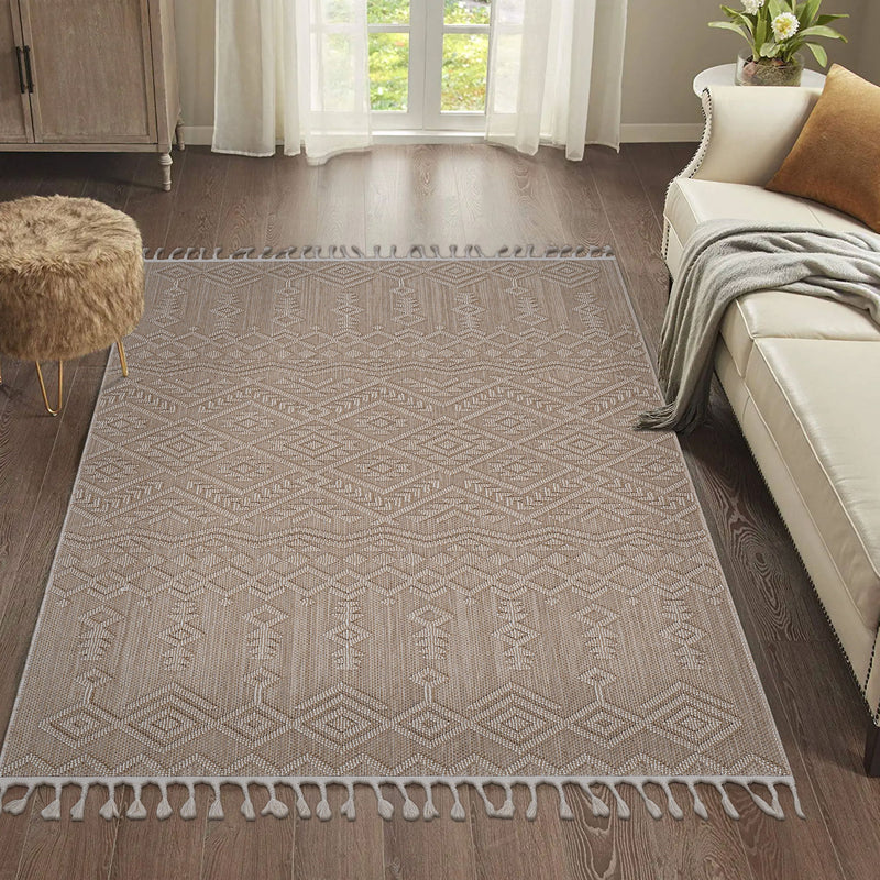Guros - Traditional Indoor / Outdoor Area Rug