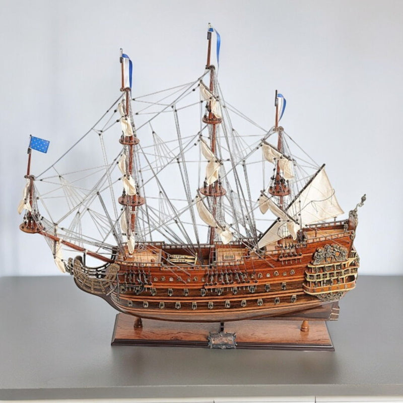 Hand Painted Solei Royal Medium Model Boat - Brown