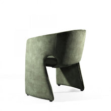 Load image into Gallery viewer, Velvet Solid Color Barrel Chair - Green
