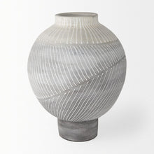 Load image into Gallery viewer, Ombre Round Table Vase (729964) - Gray / White
