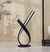 Load image into Gallery viewer, 17" Black Bedside Led Table Lamp
