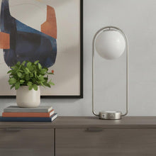 Load image into Gallery viewer, 19" Silver Clip Globe USB Table Lamp
