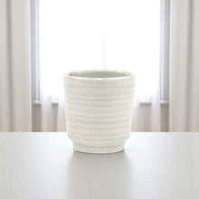 Load image into Gallery viewer, Round Pot Planter (487472) - White
