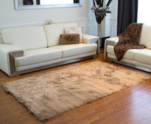 Load image into Gallery viewer, Short Hair Sheepskin Stump Pouf - White
