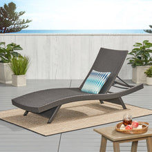Load image into Gallery viewer, Salem - Chaise Lounge

