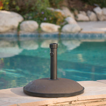 Load image into Gallery viewer, Um Holder Round Umbrella Base 66 Lbs Concrete - Brown
