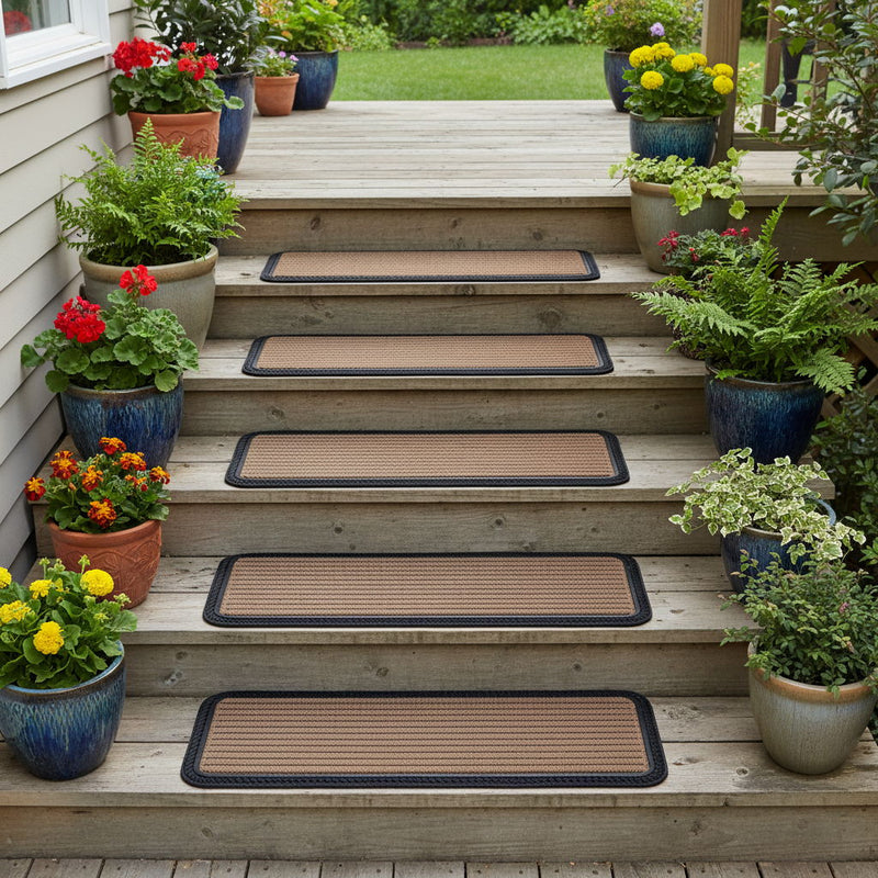 Polypropylene And Rubber Stair Treads (Set of 6) - Black / Natural