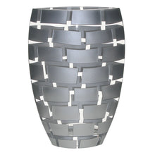 Load image into Gallery viewer, Geometric Oval Free Table Vase - Silver / Silver
