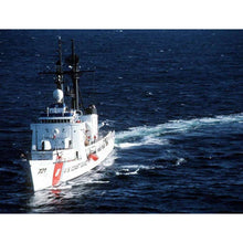 Load image into Gallery viewer, Hand Painted Model Boat (624498) - White
