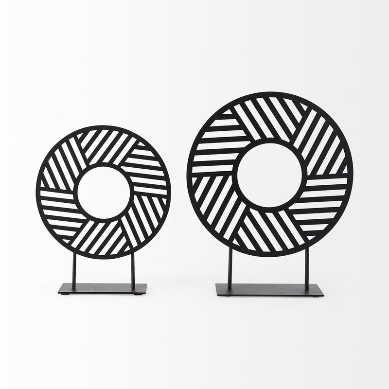 Round Geometric Sculpture - Black