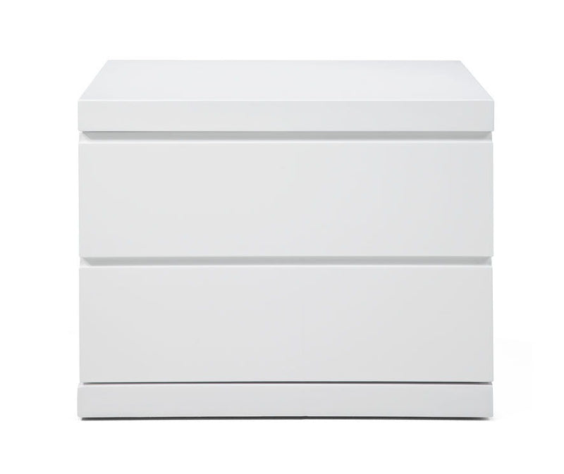 24" x 16" x 18" Two Drawers Nightstand - White