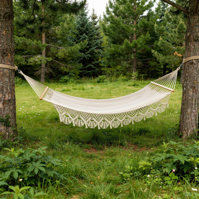 Single Spreader Bar Hammock With Lace - Ivory