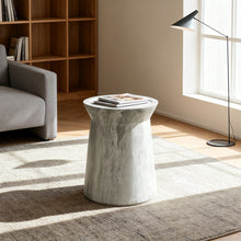 Load image into Gallery viewer, Round Outdoor End Table - Marble
