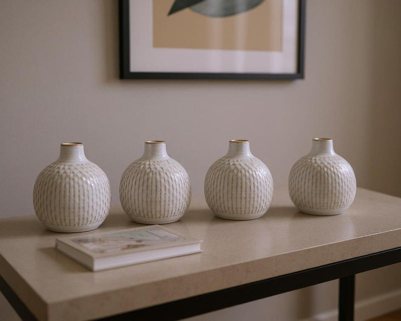Bud Vases With Sculptural Details (Set of 4) - Natural / Off White