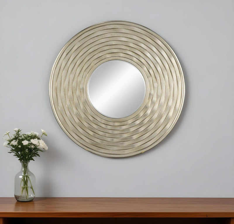 31" Round Dimensional Thick Frame Accent Mirror - Silver