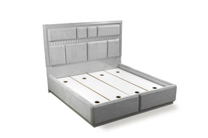 Da Vinci Modern Style King Bed Made with Wood in Gray