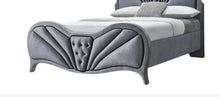 Load image into Gallery viewer, Dante - Queen Bed - Gray

