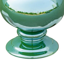 Load image into Gallery viewer, Round Table Vase - Hunter Green
