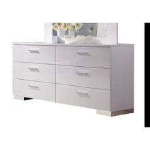 Load image into Gallery viewer, Lorimar - Dresser - White
