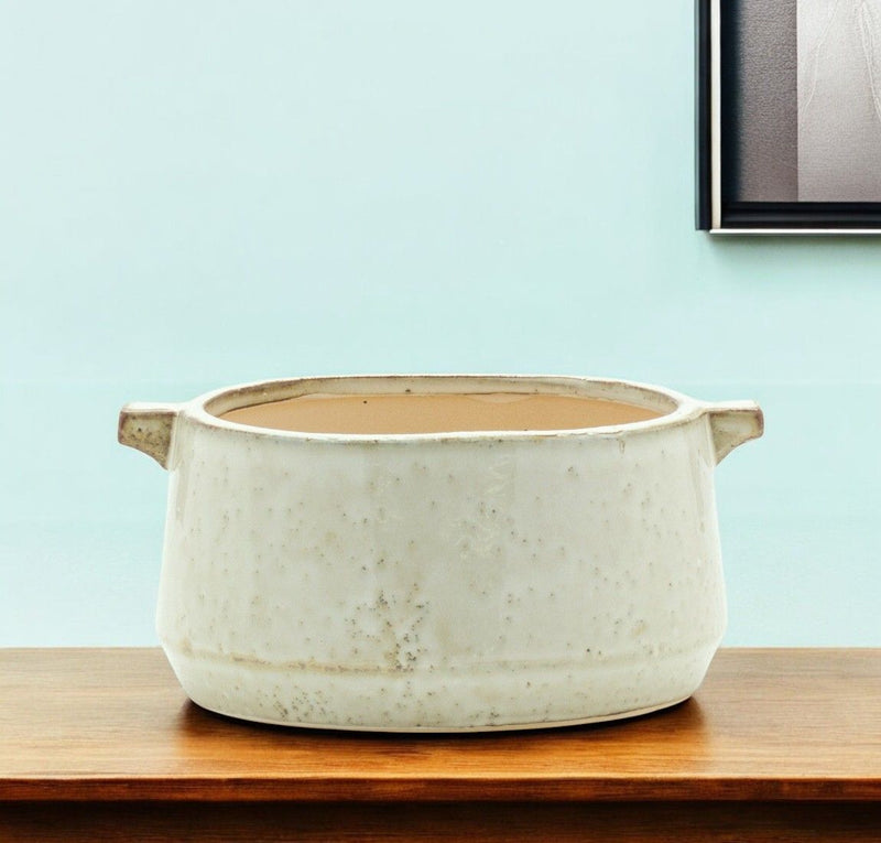 Round Pot Planter - Gray / Clay