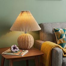 Load image into Gallery viewer, 17" Clear Round Table Lamp With Empire Shade
