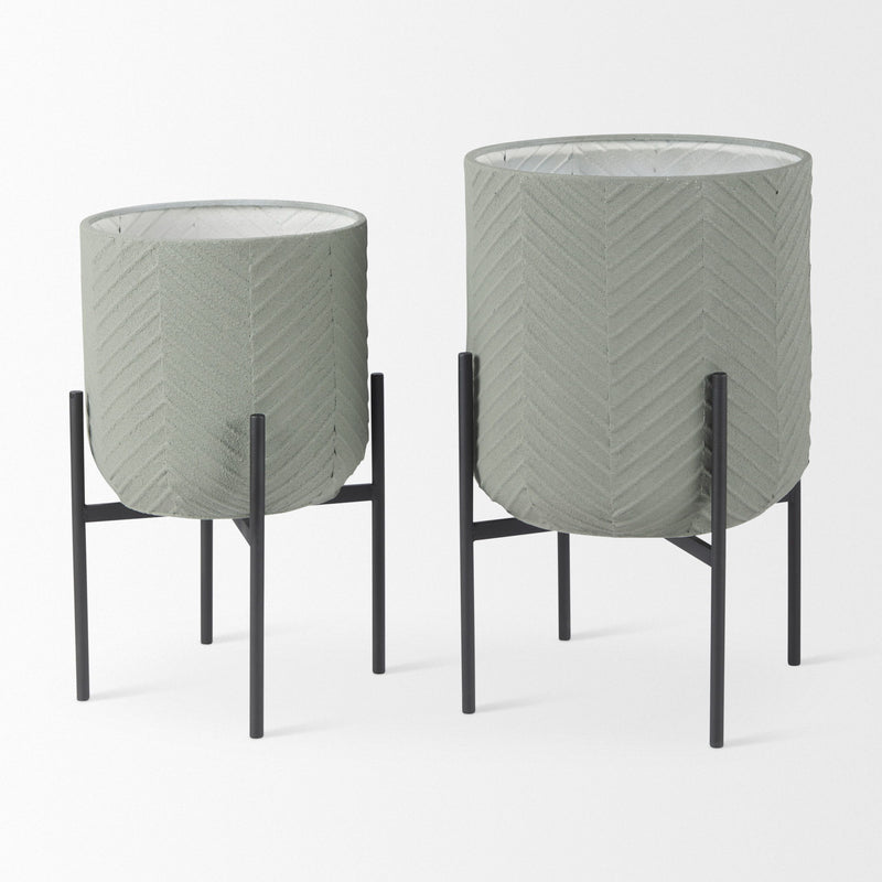 Round Elevated Planters (Set of 2) - Black / Green