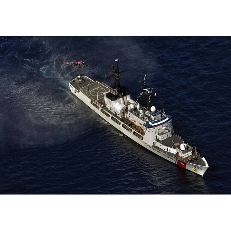 Hand Painted Model Boat (624499) - White