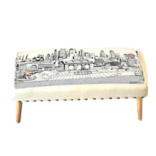 Load image into Gallery viewer, Ottoman Wool - Cream / Brown
