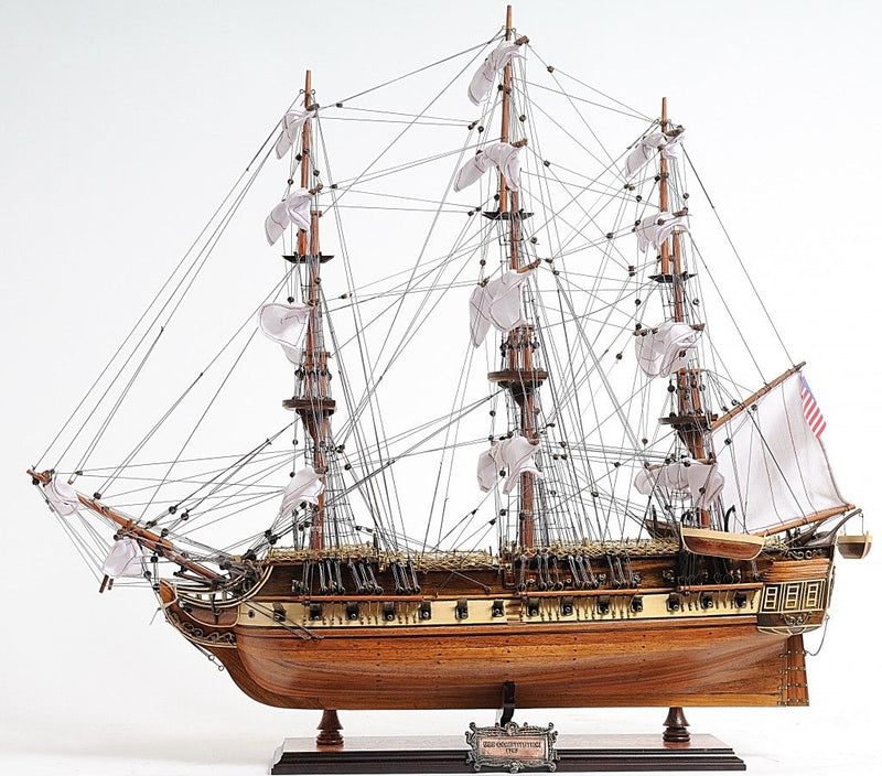 Hand Painted 1797 USS Constitution Medium Open Fron Display Case Model Boat - Brown