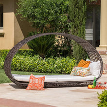 Load image into Gallery viewer, Abigal - Outdoor Wicker Daybed With Cushion
