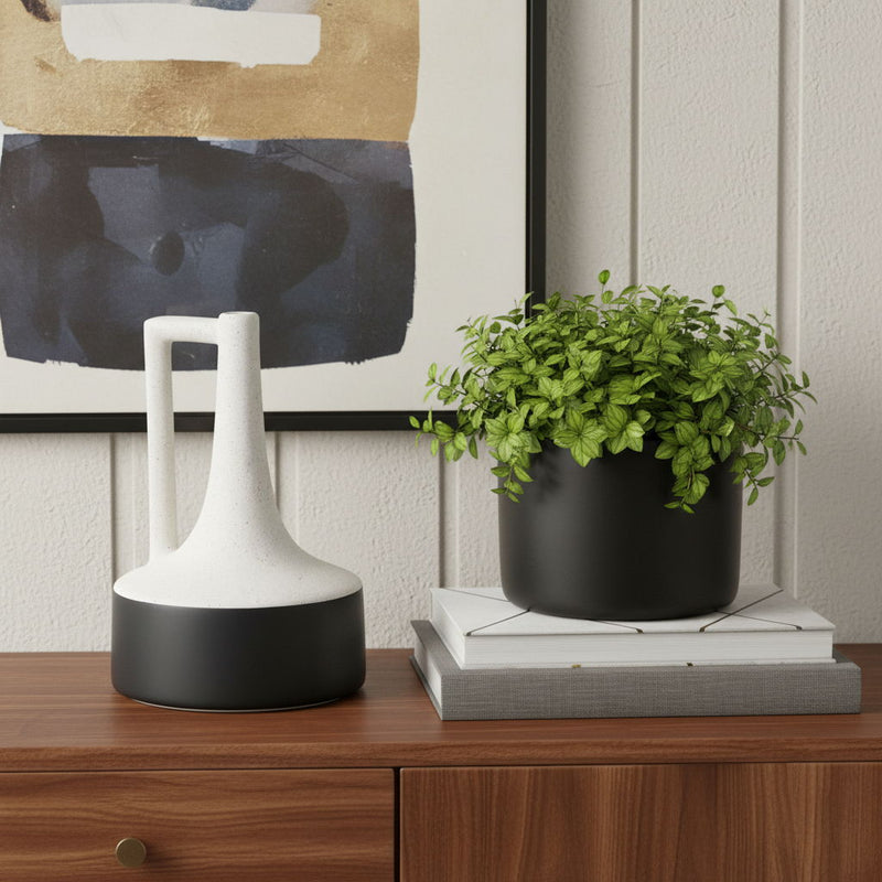 Jug Vase (608596) - Black / White