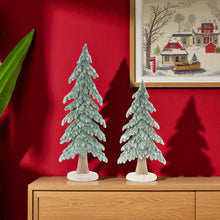 Load image into Gallery viewer, Poly Tabletop Sculpture (Set of 2) - Green / White
