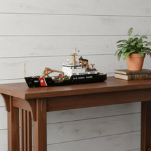 Load image into Gallery viewer, Hand Painted Model Boat (624430) - Black / White
