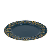 Load image into Gallery viewer, Elegant Plastic Charger Plate (Set of 8)
