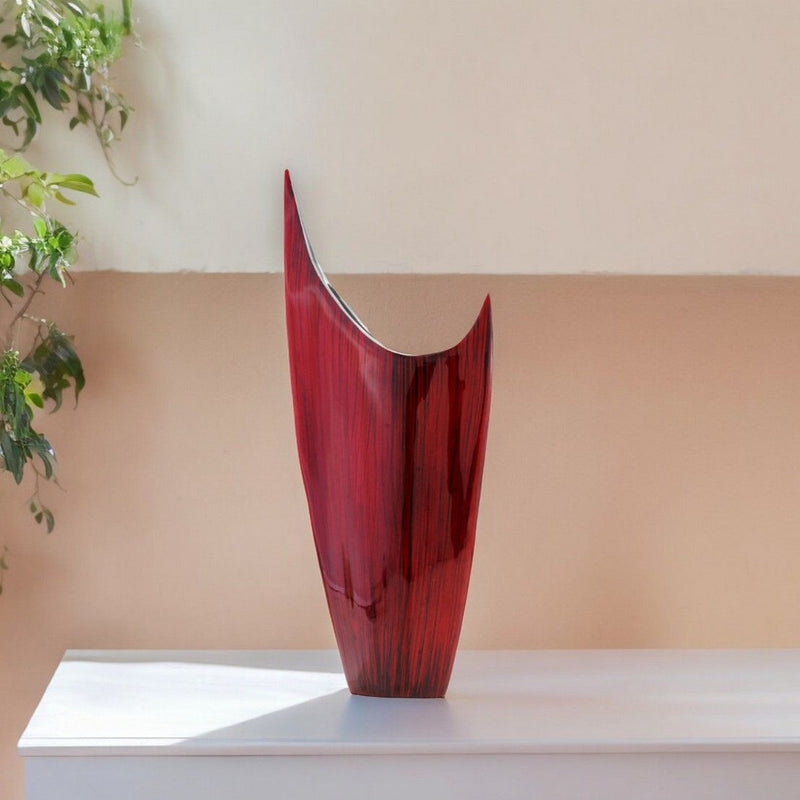 Pointy Table Vase - Red