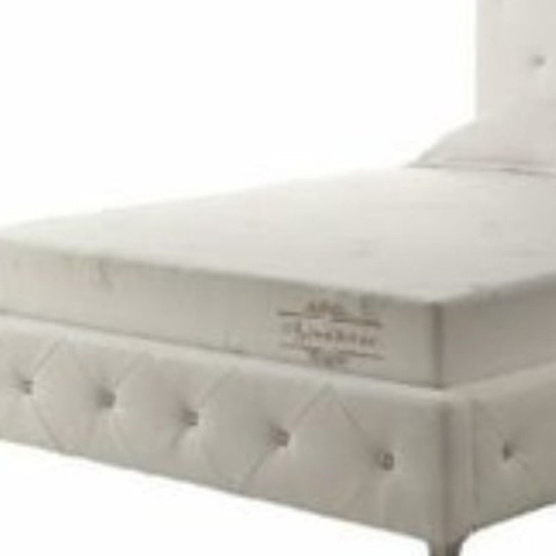 Polyester Memory Foam Mattress Covered In A Soft Aloe Vera Fabric - Queen