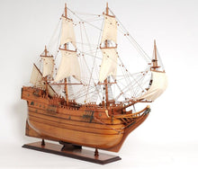 Load image into Gallery viewer, Hand Painted Boat (401978) - Brown
