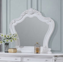 Load image into Gallery viewer, Latisha - Mirror - White
